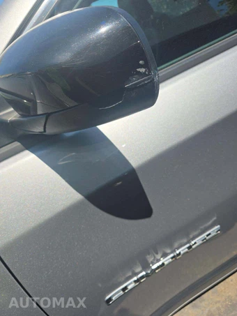 2024 Jeep Compass Latitude - miniatura 26