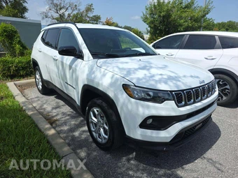 2024 Jeep Compass Latitude - miniatura 4
