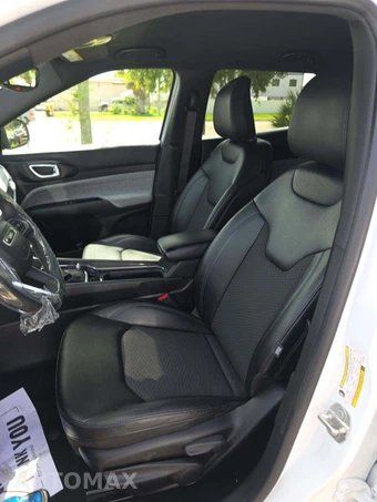 2024 Jeep Compass Latitude - miniatura 6