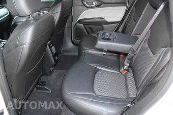 2024 Jeep Compass Latitude - miniatura 15