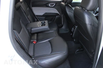 2024 Jeep Compass Latitude - miniatura 24