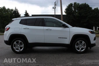 2024 Jeep Compass Latitude - miniatura 6