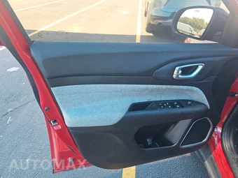 2024 Jeep Compass Latitude - miniatura 9