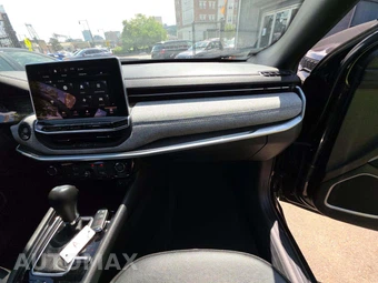 2024 Jeep Compass Latitude - miniatura 19