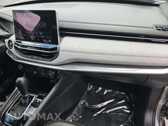 2024 Jeep Compass Latitude - miniatura 19
