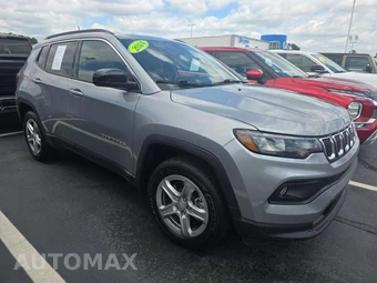 2024 Jeep Compass Latitude - miniatura 4