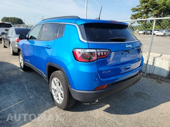 2024 Jeep Compass Latitude - miniatura 6