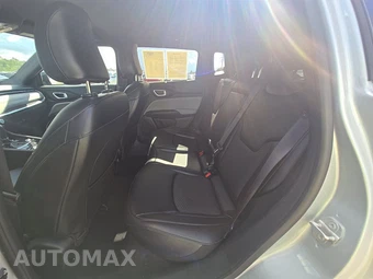 2024 Jeep Compass Latitude - miniatura 13