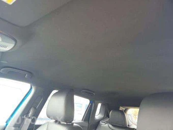 2024 Jeep Compass Latitude - miniatura 11