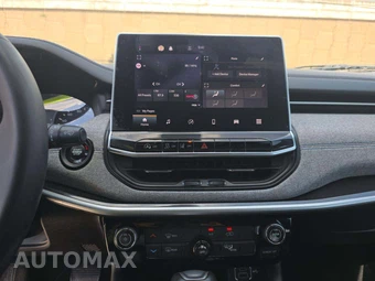 2024 Jeep Compass Latitude - miniatura 7