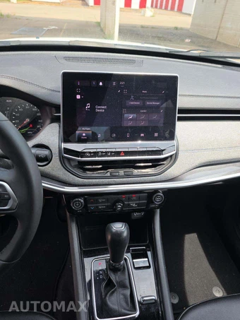 2024 Jeep Compass Latitude - miniatura 7