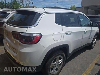 2024 Jeep Compass Latitude - miniatura 3