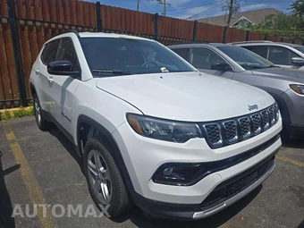 2024 Jeep Compass Latitude - miniatura 4