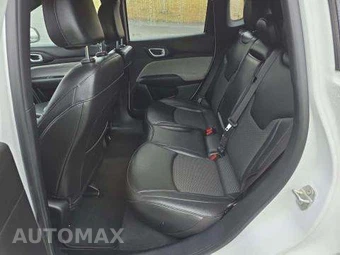 2024 Jeep Compass Latitude - miniatura 13