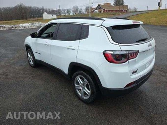 2024 Jeep Compass Latitude - miniatura 2