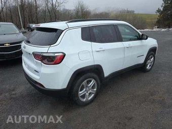 2024 Jeep Compass Latitude - miniatura 3