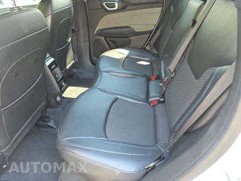 2024 Jeep Compass Latitude - miniatura 13