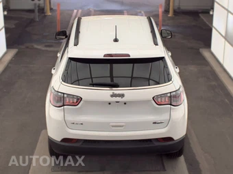 2024 Jeep Compass Latitude - miniatura 5