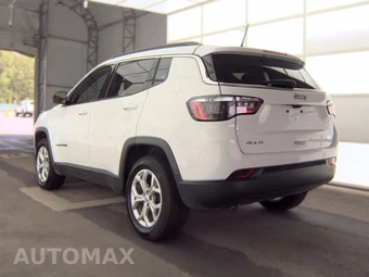 2024 Jeep Compass Latitude - miniatura 6