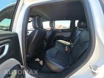 2024 Jeep Compass Latitude - miniatura 13