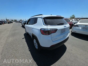 2024 Jeep Compass Latitude - miniatura 6