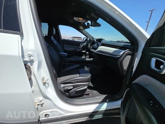 2024 Jeep Compass Latitude - miniatura 8