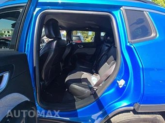 2024 Jeep Compass Latitude - miniatura 10