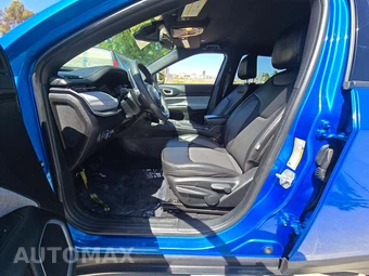 2024 Jeep Compass Latitude - miniatura 3