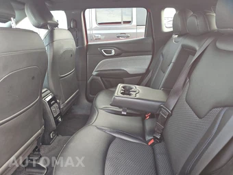 2024 Jeep Compass Latitude - miniatura 13