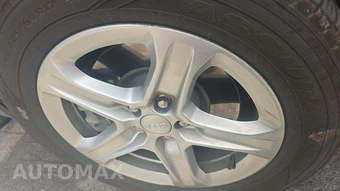 2024 Jeep Compass Latitude - miniatura 24
