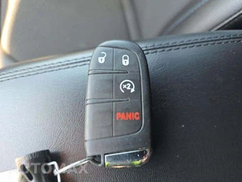 2024 Jeep Compass Latitude - miniatura 5