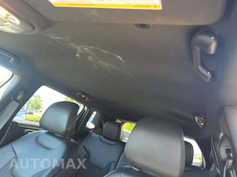 2024 Jeep Compass Latitude - miniatura 8