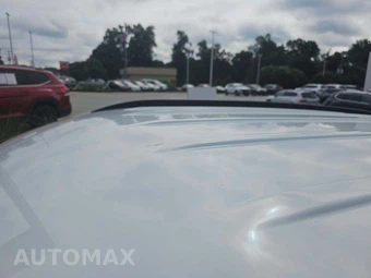 2024 Jeep Compass Latitude Lux - miniatura 12