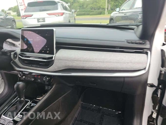 2024 Jeep Compass Latitude Lux - miniatura 19