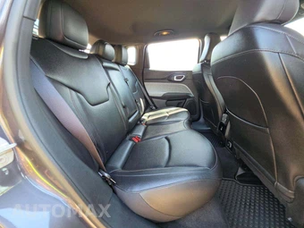 2024 Jeep Compass Latitude Lux - miniatura 16