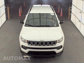 2024 Jeep Compass Latitude Lux - miniatura 2