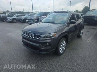 2024 Jeep Compass Latitude Lux