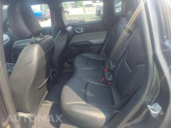 2024 Jeep Compass Latitude Lux - miniatura 13
