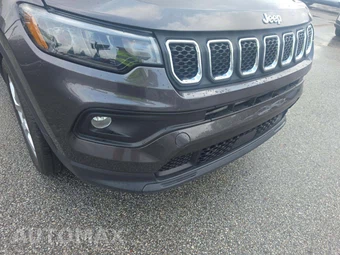 2024 Jeep Compass Latitude Lux - miniatura 22