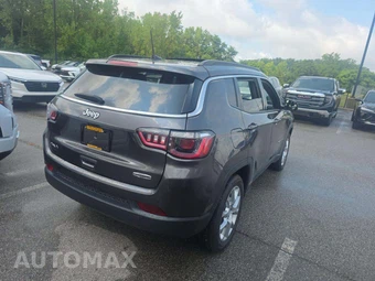 2024 Jeep Compass Latitude Lux - miniatura 3
