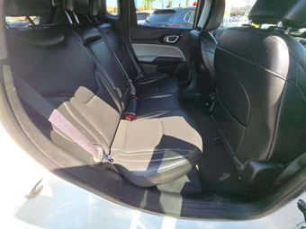 2024 Jeep Compass Limited - miniatura 13