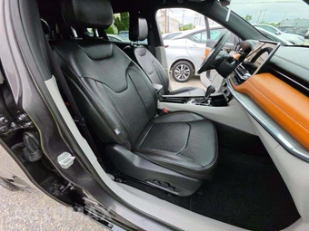 2024 Jeep Compass Limited - miniatura 18