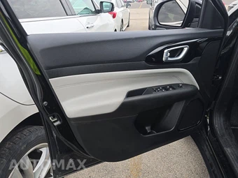 2024 Jeep Compass Limited - miniatura 9