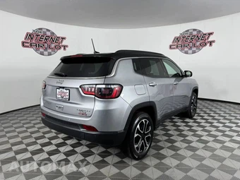 2024 Jeep Compass Limited - miniatura 7
