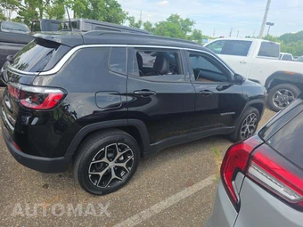 2024 Jeep Compass Limited - miniatura 4