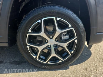 2024 Jeep Compass Limited - miniatura 9