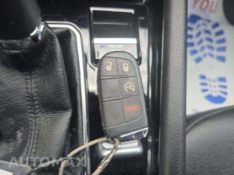2024 Jeep Compass Limited - miniatura 8