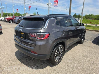 2024 Jeep Compass Limited - miniatura 3