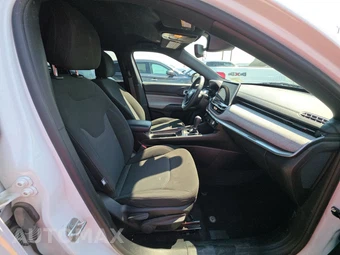 2024 Jeep Compass Sport - miniatura 8