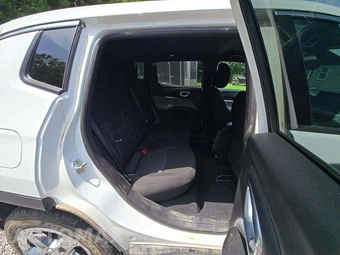 2024 Jeep Compass Sport - miniatura 13